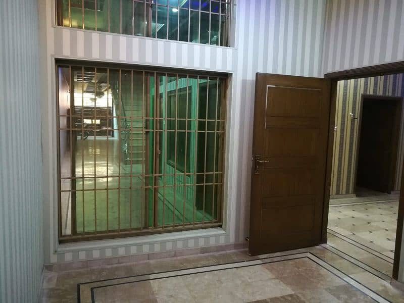 Ground floor for rent, only contact number: 03155124289 4