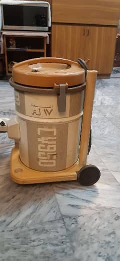 Hitachi Vacuum Cleaner (Made in Japan)