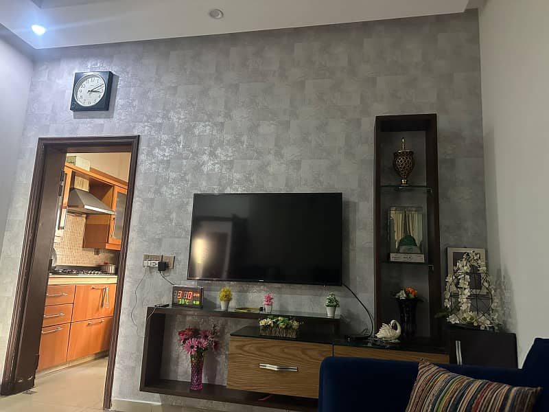10 Marla Beautiful house for sale in dha phase 8 x park view 3