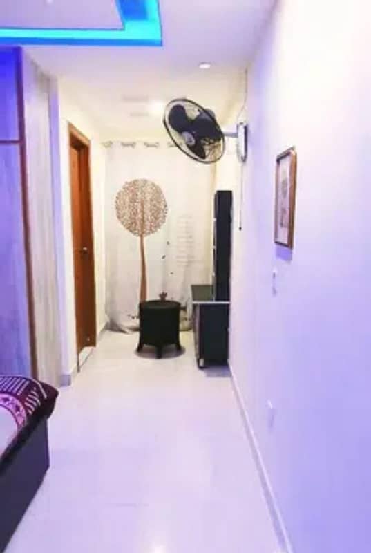 1 bed daily basis laxusry apartment available for rent in bahria town 2
