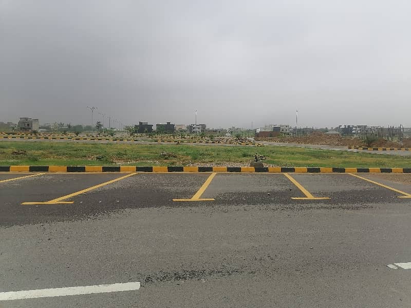 Commercial Plot In Faisal Town 7