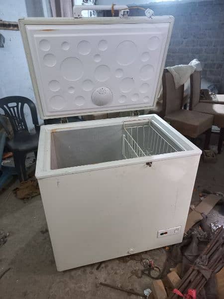 Haier single door D freezer in Good condition. 1