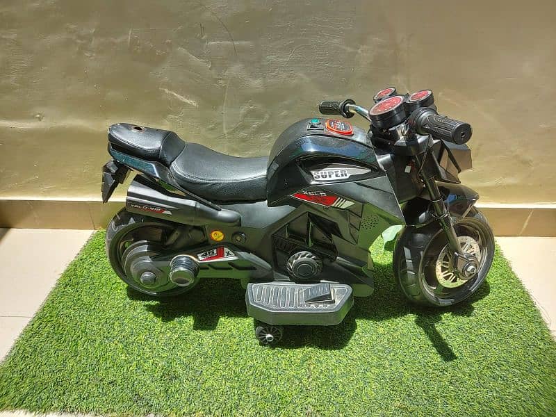 Battery Power Bike (kids) Perfect Condition 3