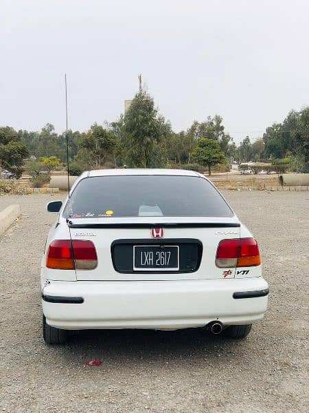 Honda Civic EXi 1996 6