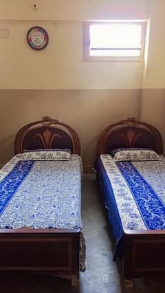 two Single bed with mattress