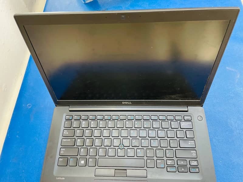 Corei5 7th Generation Laptop Dell 0