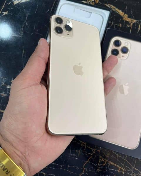 iPhone 11 pro max pta approved WhatsApp 03470538889 4