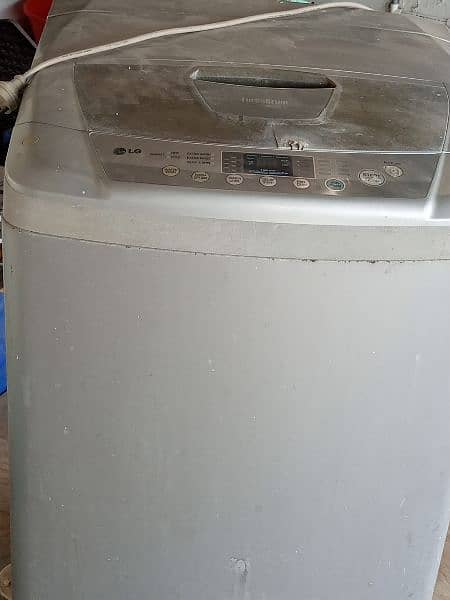 LG fully automatic washing machine 9 kg 7