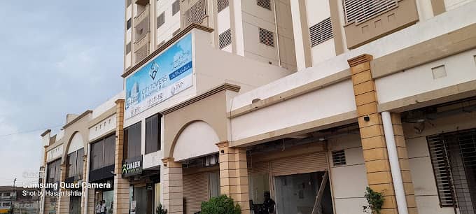 2 BED DD For 1050sft City Tower and Shoping Mall 4
