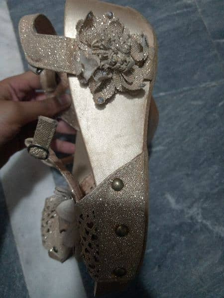 All Shoes ki pics ad par hain sab shoes ki price alag hai 7