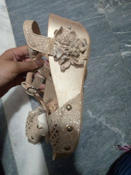 All Shoes ki pics ad par hain sab shoes ki price alag hai 8