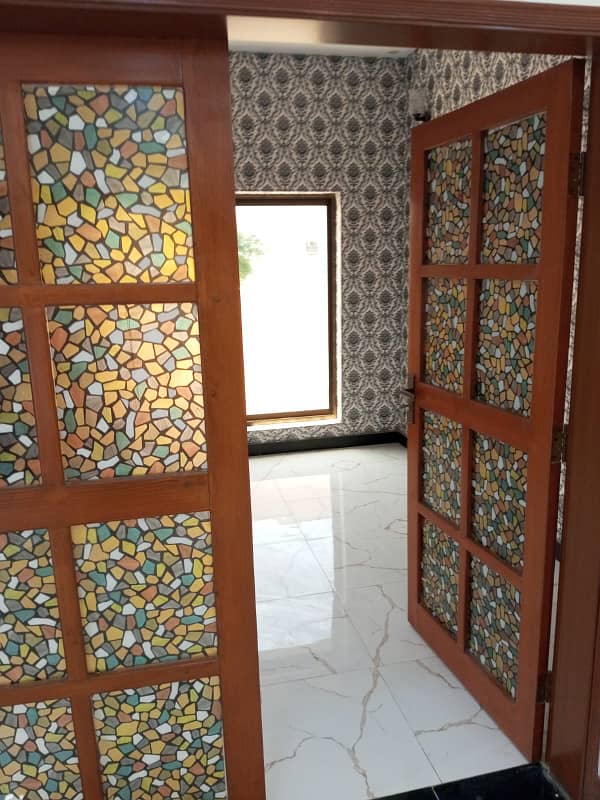 Ali Block luxury villa available for sell in Bahria Town Karachi 0