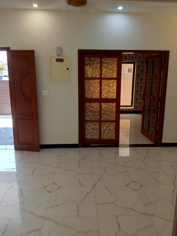 Ali Block luxury villa available for sell in Bahria Town Karachi 24