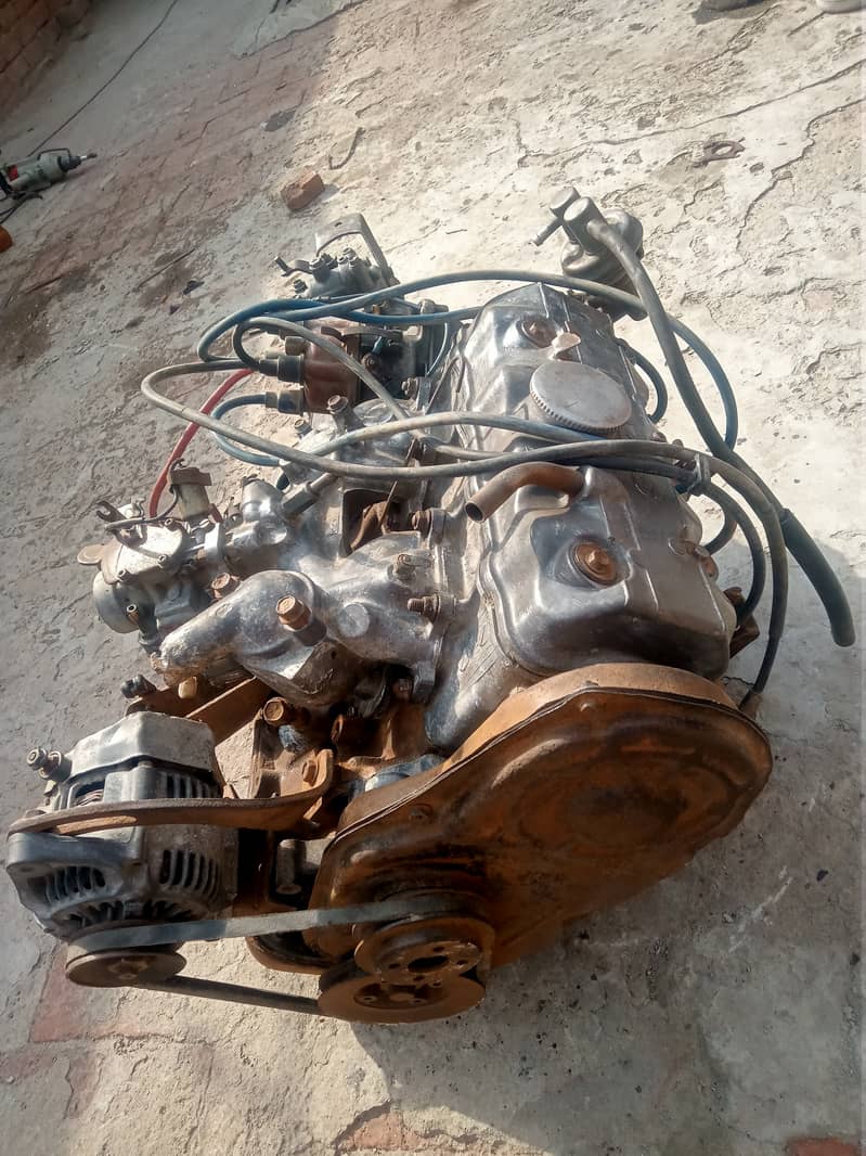 4 Cylinder 1000cc Engine gear 6