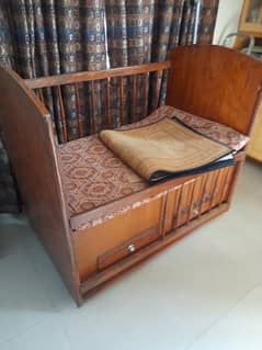 baby cot & baby bed