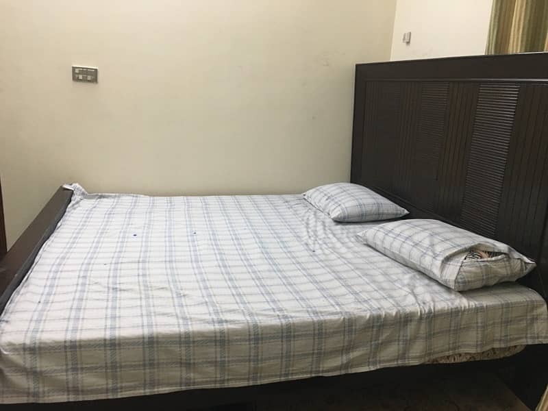 King Sized Bed for sale 2