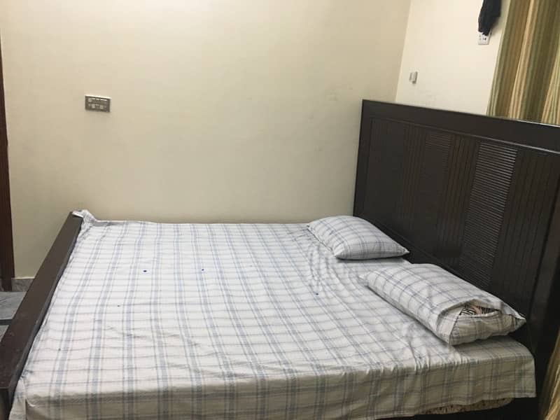 King Sized Bed for sale 3