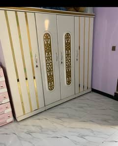 Lasani wood complete bedroom set