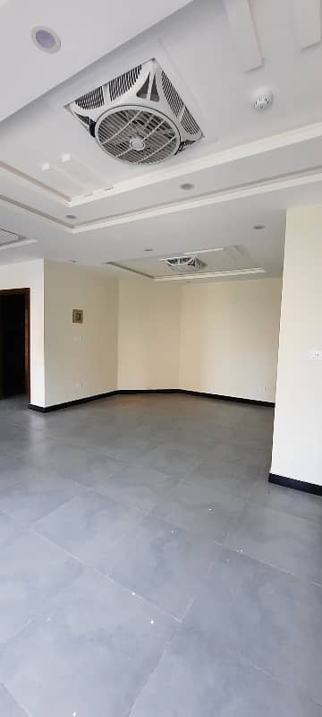 complete plaza available on rent for IT 13