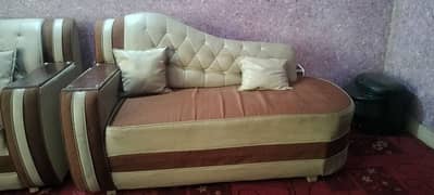6 seater sofa and tables  in good condition