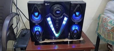 perfect woofer speaker brand new hain 1 din chlay hain bas