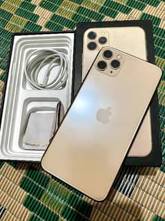 iPhone 11 Pro Max 256gb Gold Complete Box