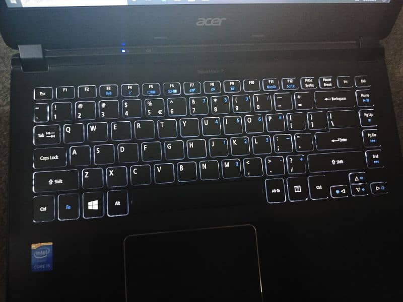 acer i5 5th gen in brand new scratch less conditions 4