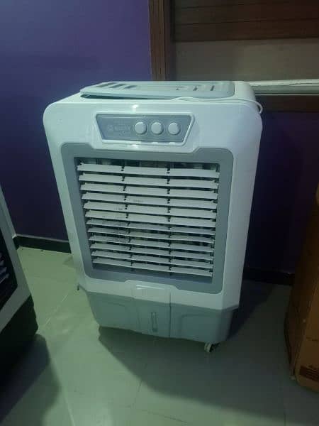brand new air cooler use only 3 month previous year 2