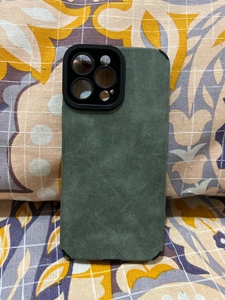 iphone 13 pro max  all 4 case is 2000Rs 0