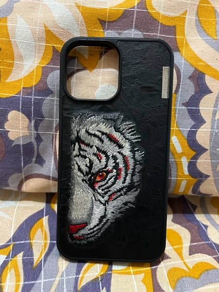 iphone 13 pro max  all 4 case is 2200 Rs 6