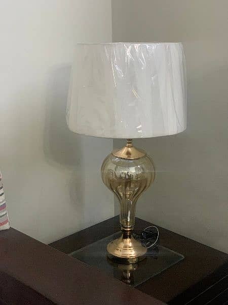 Vintage Crystal drawing room / bed room table lamps 1