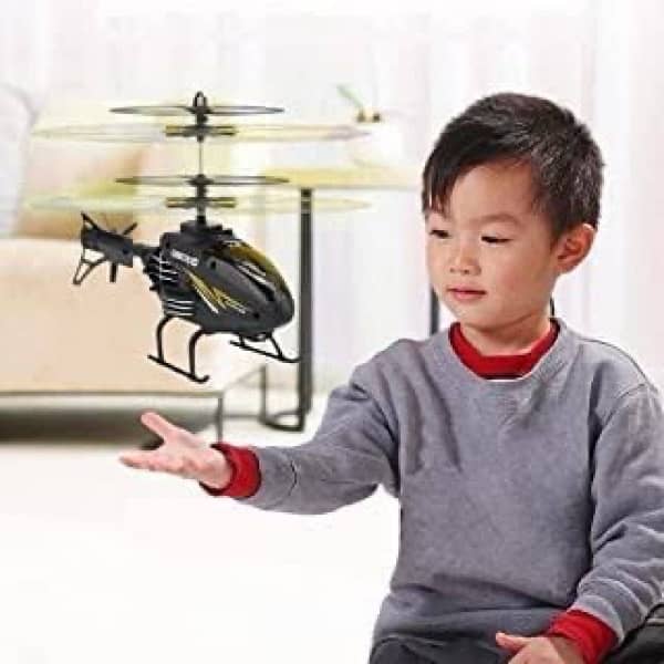 2 in 1 remote and hand sensor control helicopter for kids 1
