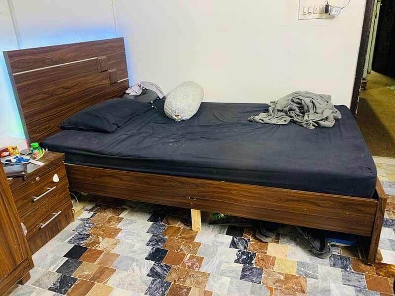 Single Bed 6.5x4 Ft with Mattress Side-Table and 2 Door Cupboard 1
