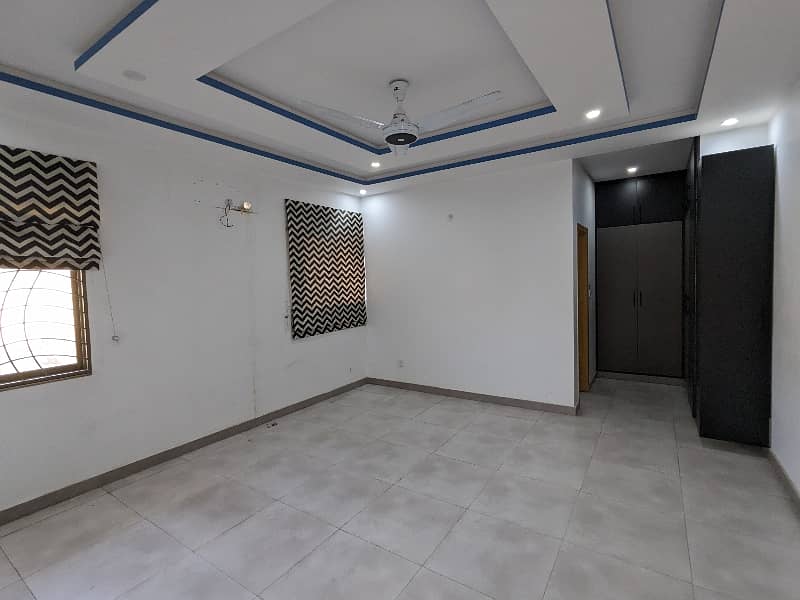 Brand New 12 Marla Modern Stylish Leatest Accomodation Luxery Need And Clean Second Entry Upper Portion Available For Rent In Johertown Lahore. 5