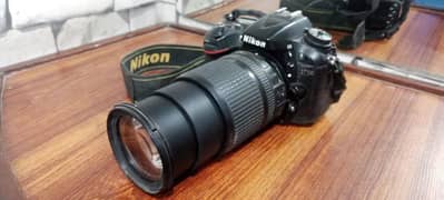 Nikon D7100 DSLR digital photo