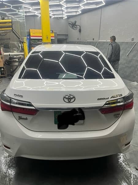 Toyota Altis Grande 2018 1