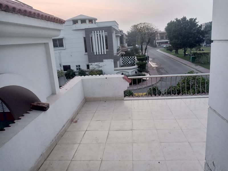 1 KANAL BEAUTIFUL LOCATION UPPER PORTION AVAILABLE FOR RENT SECTOR C BAHRIA TOWN LAHORE10 MARLA BEAUTIFUL LOCATION LOWER PORTION AVAILABLE FOR RENT SECTOR C BAHRIA TOWN LAHORE 20