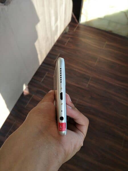 Oppo R9 Plusm A 6/128Gb Dual Sim 3