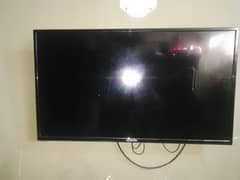 Oktra 40 inches smart TV with remote