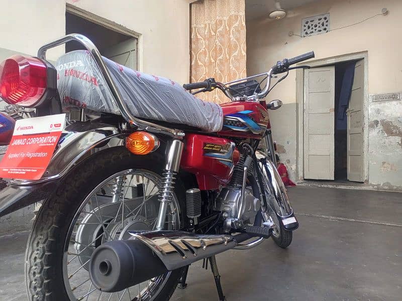 CG125 2024 (New) 600km only used 2