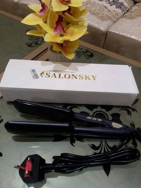 Salonsky brand hair straightener 2