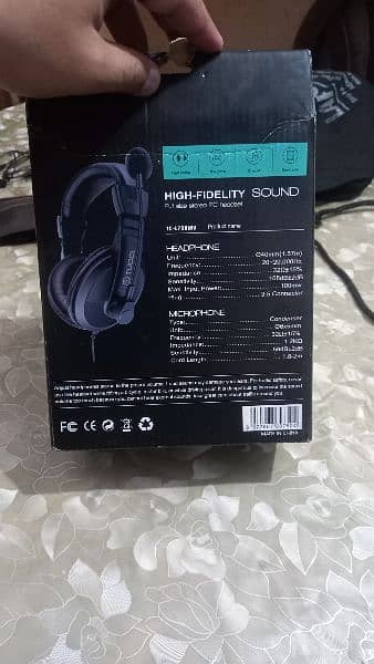 TC- L750MV Headphones 4