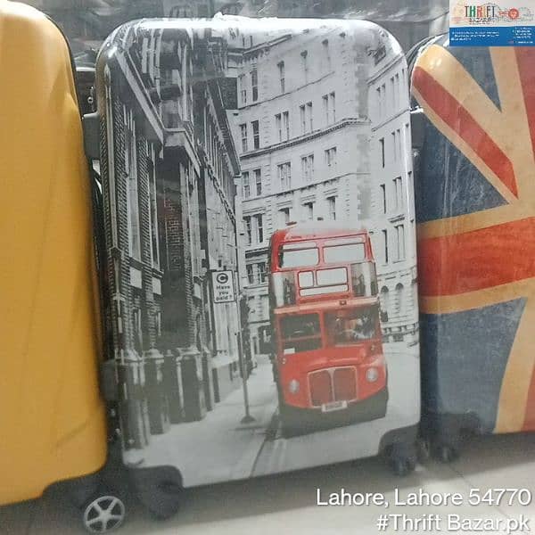 Branded Luggage Bags Available 2
