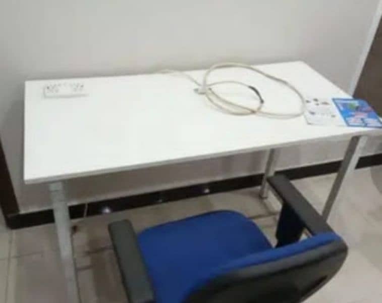 Office revolving chairs & table imported / sold fast reasonable price 2