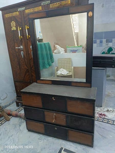 Dressing Table for sale 1