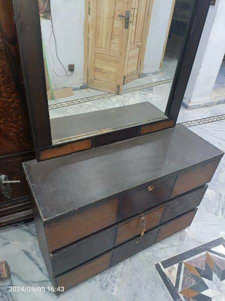 Dressing Table for sale 3