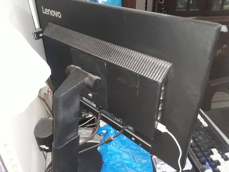 Lenovo Thinkpad 22inch 75hz bezel less 2