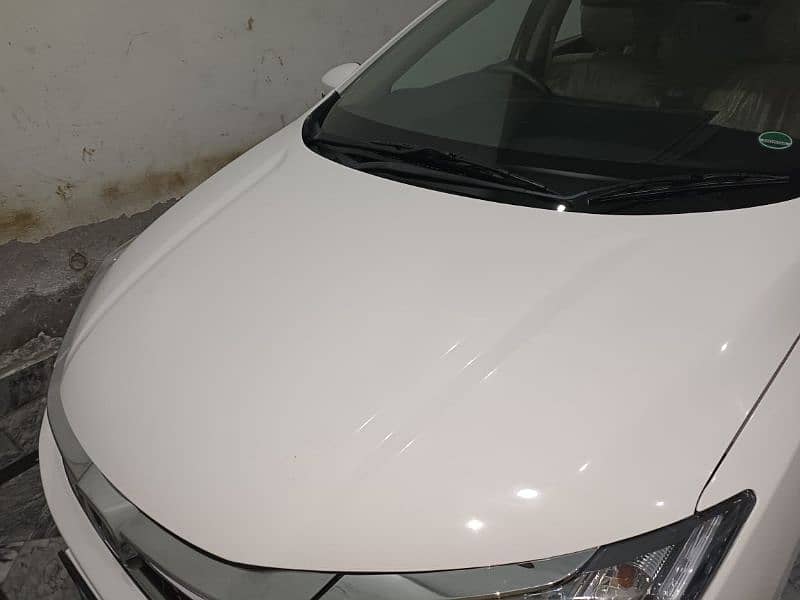 Honda City 2022 model for sale in excellent condition 3