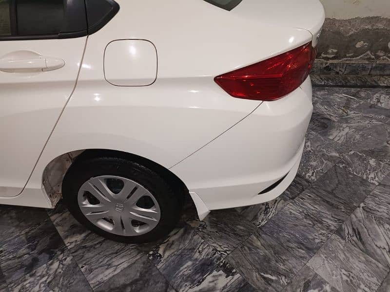 Honda City 2022 model for sale in excellent condition 4