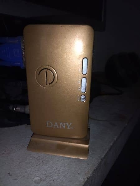 Dany HDTV-1000 LCD HDTV Device -USB port 2